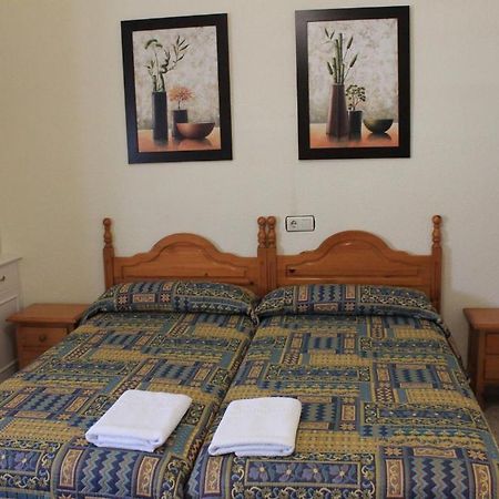 Pension Juanita Malaga Room photo