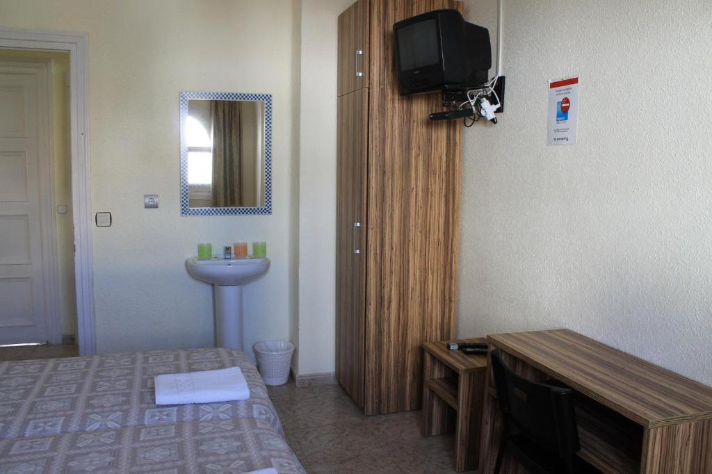 Pension Juanita Malaga Room photo