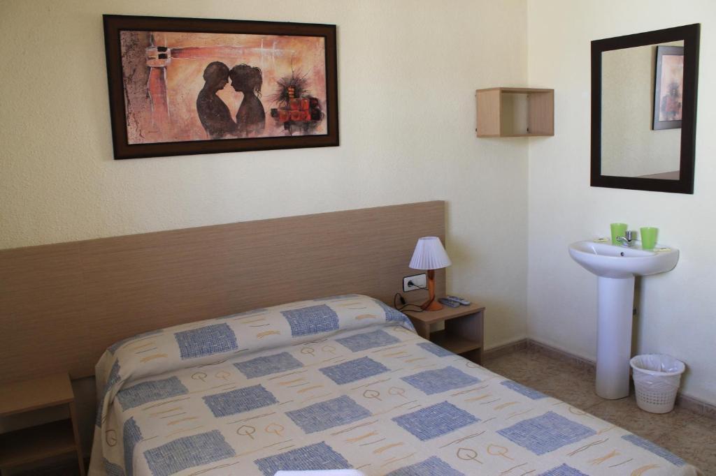 Pension Juanita Malaga Room photo